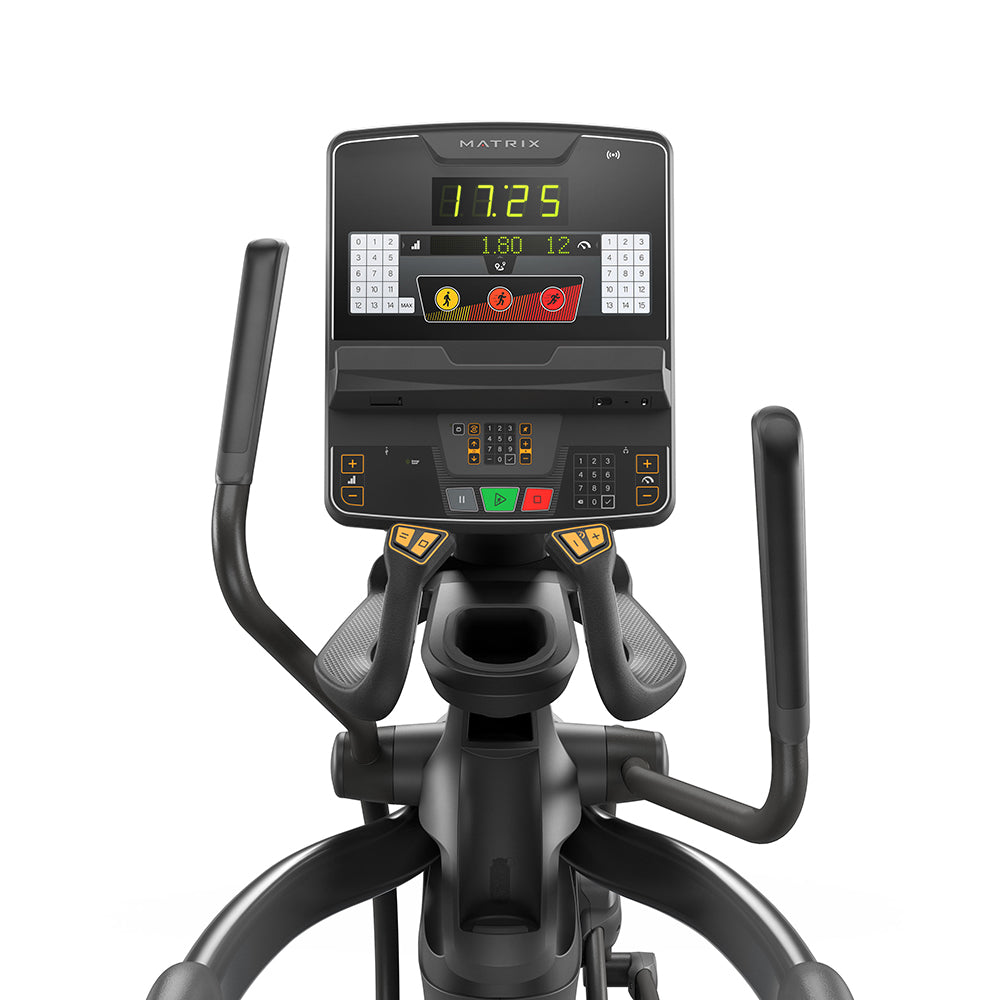 Matrix Performance Elliptical With Group Training LED Console